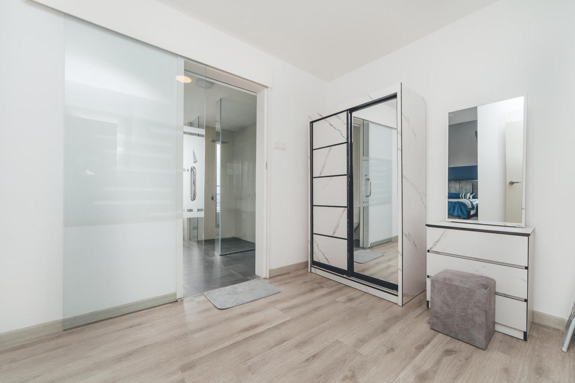 Apartment Mosaic Southkey Blue7 3br 8pax By Our Johor Bahru